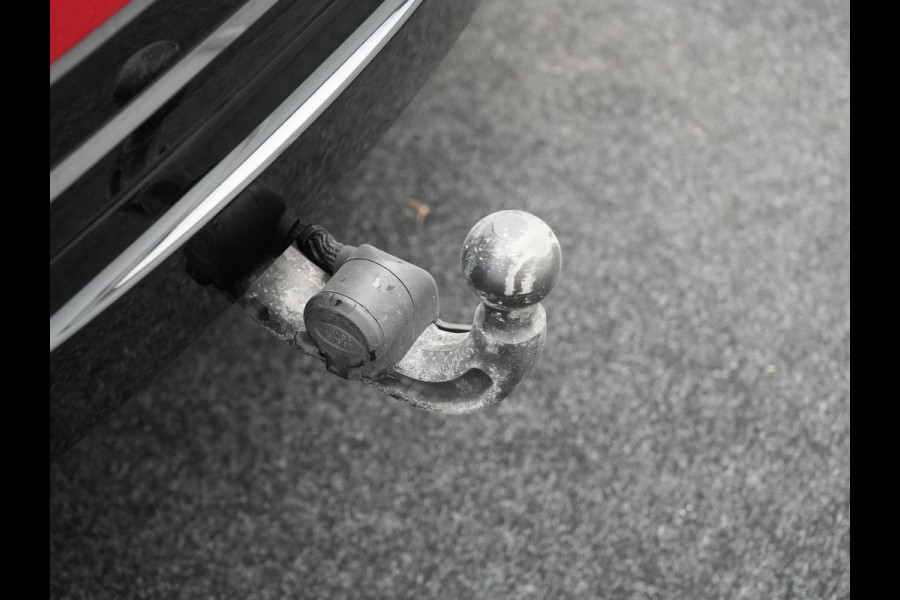 Land Rover Range Rover Evoque P300e AWD Plug In Hybrid 309pk Dealer O.H PHEV | Trekhaak Af Fabriek | Adaptive Cruise | Black Pack |  360 Camera | Meridian Sound | Lederen Sportstoelen Verwarmd | Apple Carplay | Blis | Navigatie | DAB | Land Rover Range Rover Evoque P300e AWD Plug In Hybrid 309pk Dealer O.H PHEV | Trekhaak Af Fabriek | Adaptive Cruise | Black Pack |  360 Camera | Meridian Sound | Lederen Sportstoelen Verwarmd | Apple Carplay | Blis | Navigatie | DAB |
