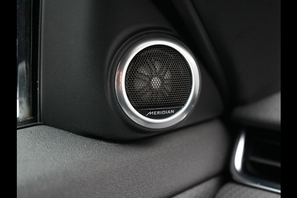 Land Rover Range Rover Evoque P300e AWD Plug In Hybrid 309pk Dealer O.H PHEV | Trekhaak Af Fabriek | Adaptive Cruise | Black Pack |  360 Camera | Meridian Sound | Lederen Sportstoelen Verwarmd | Apple Carplay | Blis | Navigatie | DAB | Land Rover Range Rover Evoque P300e AWD Plug In Hybrid 309pk Dealer O.H PHEV | Trekhaak Af Fabriek | Adaptive Cruise | Black Pack |  360 Camera | Meridian Sound | Lederen Sportstoelen Verwarmd | Apple Carplay | Blis | Navigatie | DAB |