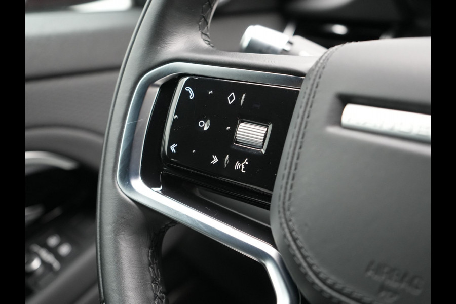 Land Rover Range Rover Evoque P300e AWD Plug In Hybrid 309pk Dealer O.H PHEV | Trekhaak Af Fabriek | Adaptive Cruise | Black Pack |  360 Camera | Meridian Sound | Lederen Sportstoelen Verwarmd | Apple Carplay | Blis | Navigatie | DAB | Land Rover Range Rover Evoque P300e AWD Plug In Hybrid 309pk Dealer O.H PHEV | Trekhaak Af Fabriek | Adaptive Cruise | Black Pack |  360 Camera | Meridian Sound | Lederen Sportstoelen Verwarmd | Apple Carplay | Blis | Navigatie | DAB |