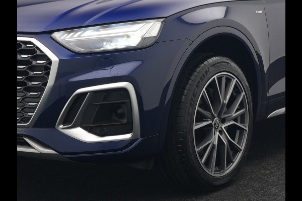 Audi Q5 Sportback 55 TFSI e Quattro S-Line Plug in Hybrid PHEV | Trekhaak af Fabriek | Alcantara Sportstoelen Verwarmd | Adaptive Cruise | Apple Carplay | Virtual | Navigatie | Camera | DAB |