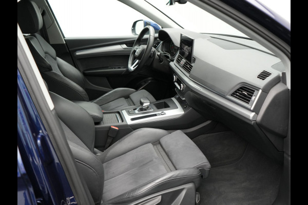 Audi Q5 Sportback 55 TFSI e Quattro S-Line Plug in Hybrid PHEV | Trekhaak af Fabriek | Alcantara Sportstoelen Verwarmd | Adaptive Cruise | Apple Carplay | Virtual | Navigatie | Camera | DAB |