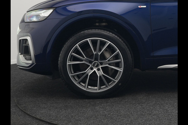 Audi Q5 Sportback 55 TFSI e Quattro S-Line Plug in Hybrid PHEV | Trekhaak af Fabriek | Alcantara Sportstoelen Verwarmd | Adaptive Cruise | Apple Carplay | Virtual | Navigatie | Camera | DAB |