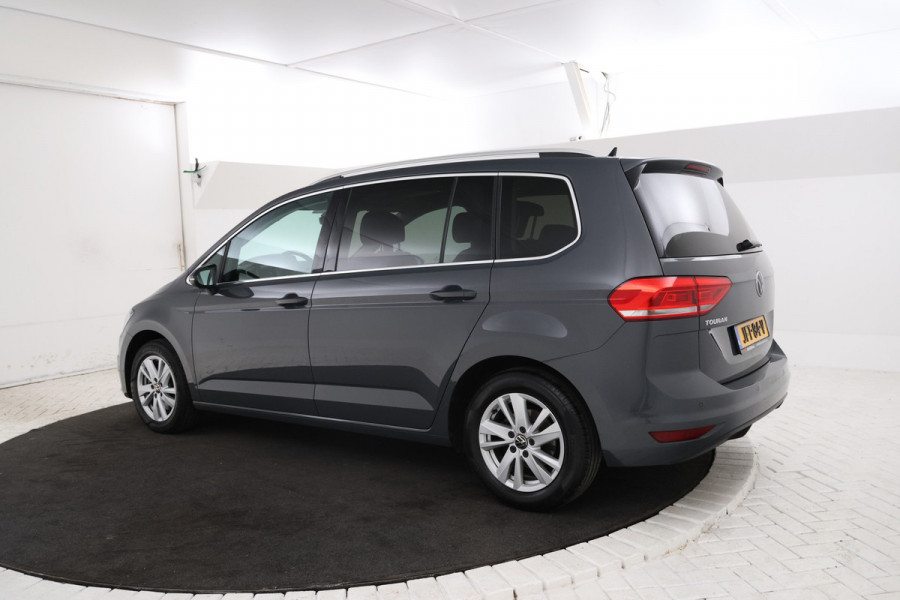 Volkswagen Touran 2.0 TDI SCR Highline 7p 7 persoons, apple carplay, navigatie,