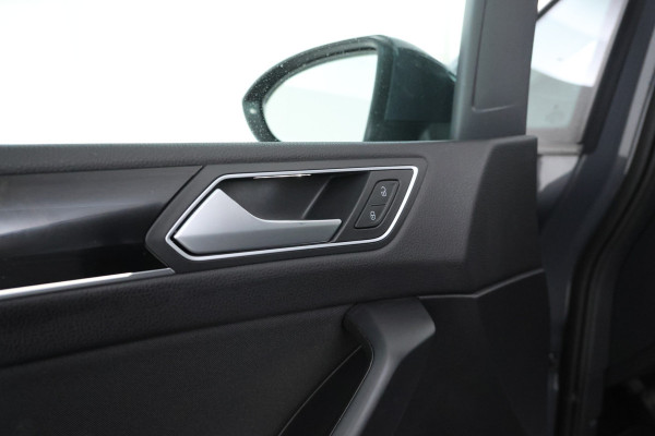Volkswagen Touran 2.0 TDI SCR Highline 7p 7 persoons, apple carplay, navigatie,