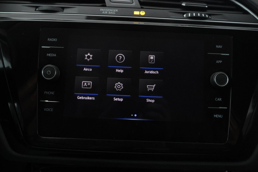 Volkswagen Touran 2.0 TDI SCR Highline 7p 7 persoons, apple carplay, navigatie,
