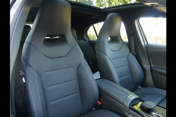 Mercedes-Benz A-Klasse 250e AMG ** LED, MBUX+, LEDER, DISTR, PANO, 2 zone AIRCO, 19-inch LMV, HuD,  ** 1e EIG - UNFALLFREI ** ** INFORMEER OOK NAAR ONZE AANTREKKELIJKE FINANCIAL-LEASE TARIEVEN **