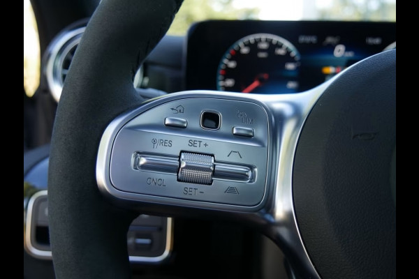 Mercedes-Benz A-Klasse 250e AMG ** LED, MBUX+, LEDER, DISTR, PANO, 2 zone AIRCO, 19-inch LMV, HuD,  ** 1e EIG - UNFALLFREI ** ** INFORMEER OOK NAAR ONZE AANTREKKELIJKE FINANCIAL-LEASE TARIEVEN **