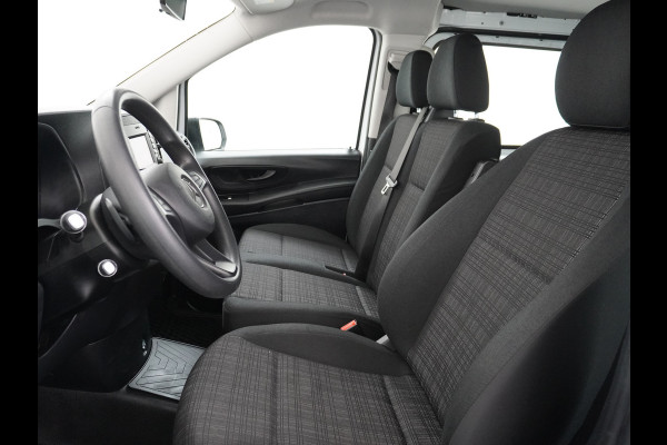 Mercedes-Benz Vito 114 2.2CDI 136PK Automaat DC 6-Persoons Dubbele Cabine Lang Airco Navi Camera Pdc Bluetooth Cruise Control Regen-Lichtsensor Pdc Betonplex Vloer Schuifdeur Imperiaal 1e Eigenaar Euro 6