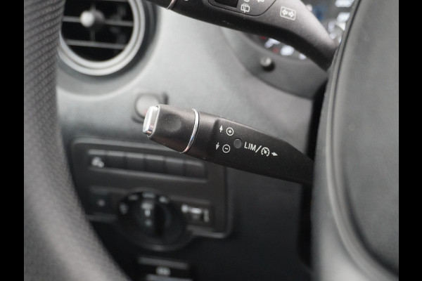 Mercedes-Benz Vito 114 2.2CDI 136PK Automaat DC 6-Persoons Dubbele Cabine Lang Airco Navi Camera Pdc Bluetooth Cruise Control Regen-Lichtsensor Pdc Betonplex Vloer Schuifdeur Imperiaal 1e Eigenaar Euro 6