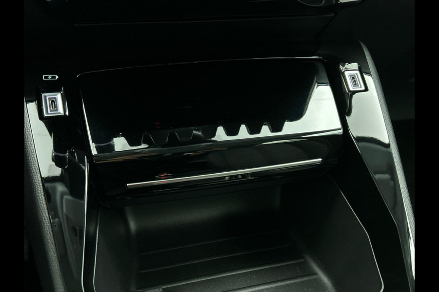 Peugeot 208 1.2 Hybrid 100PK Automaat Allure | Navigatie | Apple Carplay/Android Auto | Airco | Camera | Parkeer sensoren | Cruise Control | Led | Lichtmetalen Velgen