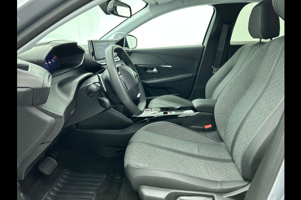 Peugeot 208 1.2 Hybrid 100PK Automaat Allure | Navigatie | Apple Carplay/Android Auto | Airco | Camera | Parkeer sensoren | Cruise Control | Led | Lichtmetalen Velgen