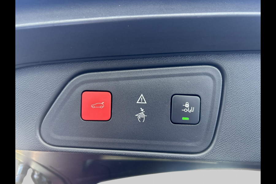 Peugeot 3008 1.2 PureTech Blue Lease Premium  | automaat | navigatie | 19" velgen | trekhaak