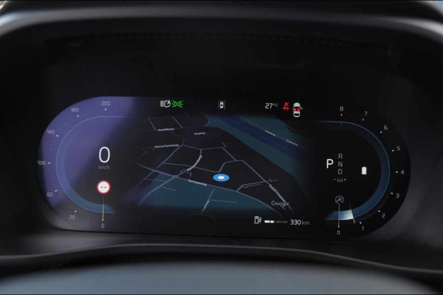 Volvo XC40 B4 211PK Automaat Plus Black Edition / Trekhaak / 360 Camera / Adaptieve cruise control / Stoel- en stuurwielverwarming / Elektrische achterklep / harman kardon Audio / App carplay /