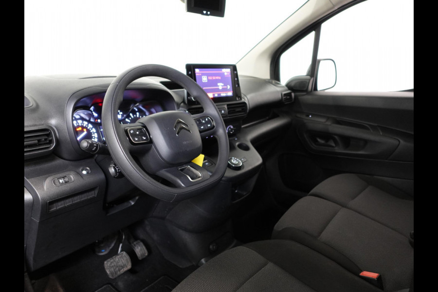 Citroën Berlingo 130PK Automaat L2 Navigatie Apple carplay/ Android Auto Cruise control Trekhaak parkeersensoren 3-Zits Euro6