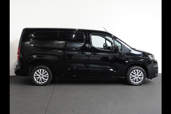 Citroën Berlingo 130PK Automaat L2 Navigatie Apple carplay/ Android Auto Cruise control Trekhaak parkeersensoren 3-Zits Euro6