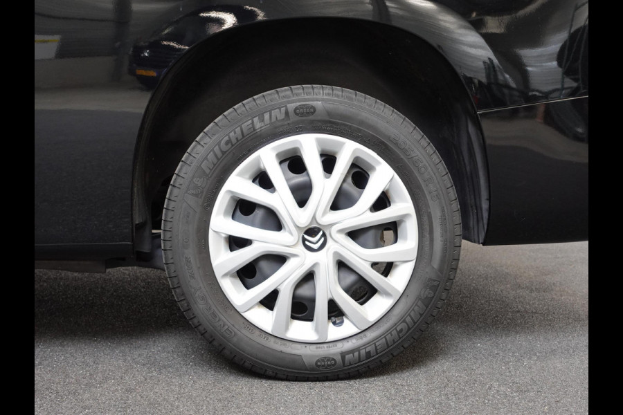 Citroën Berlingo 130PK Automaat L2 Navigatie Apple carplay/ Android Auto Cruise control Trekhaak parkeersensoren 3-Zits Euro6