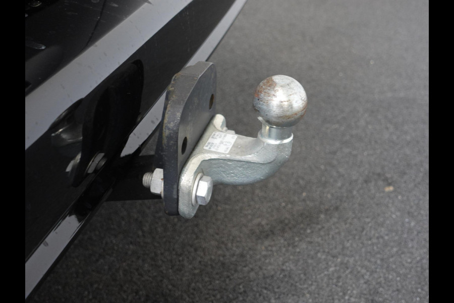 Citroën Berlingo 130PK Automaat L2 Navigatie Apple carplay/ Android Auto Cruise control Trekhaak parkeersensoren 3-Zits Euro6