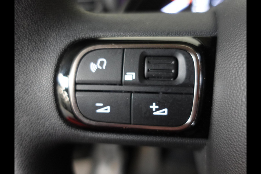 Citroën Berlingo 130PK Automaat L2 Navigatie Apple carplay/ Android Auto Cruise control Trekhaak parkeersensoren 3-Zits Euro6