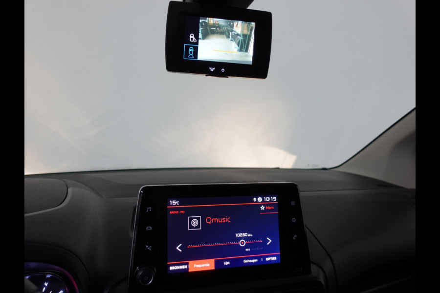 Citroën Berlingo 130PK Automaat L2 Navigatie Apple carplay/ Android Auto Cruise control Trekhaak parkeersensoren 3-Zits Euro6