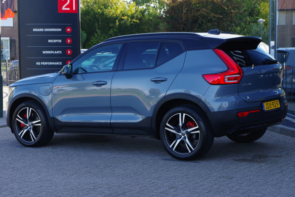 Volvo XC40 1.5 T5 Recharge R-Design 262 PK PHEV, Harman/Kardon Sound, Camera, Carplay, Leder-Alcantara