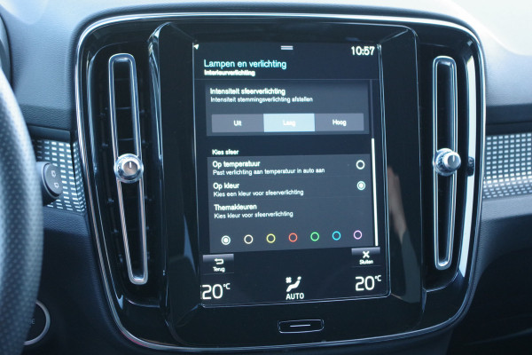 Volvo XC40 1.5 T5 Recharge R-Design 262 PK PHEV, Harman/Kardon Sound, Camera, Carplay, Leder-Alcantara