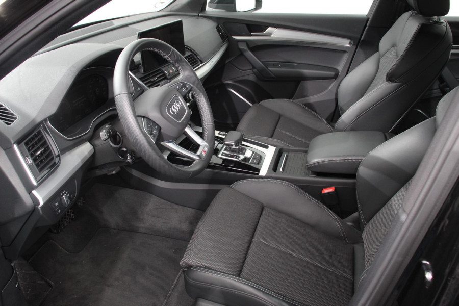 Audi Q5 Sportback 50 TFSI e S Edition S-Tronic Plug in Hybrid | Navigatie | Climate Control | Camera | Adaptive Cruise Control | Elektrische Achterklep | Led Matrix | Stoelverwarming | Audi Q5 Sportback 50 TFSI e S Edition S-Tronic Plug in Hybrid | Navigatie | Climate Control | Camera | Adaptive Cruise Control | Elektrische Achterklep | Led Matrix | Stoelverwarming |