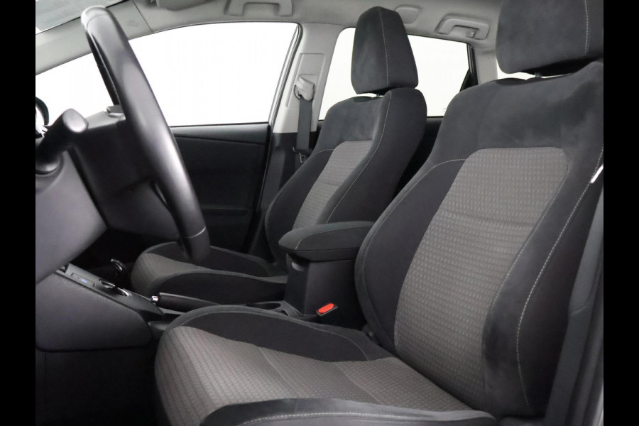 Toyota Auris Touring Sports 1.8 HYBRID DYNAMIC ULTIMATE AUTOM.GARANTIE 3-2027 CLIMA.CRUISE.BLACKLINE .