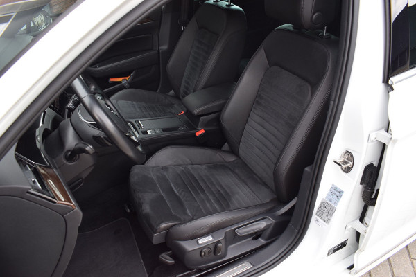 Volkswagen Passat Variant 1.4 TSI 150pk DSG R-line | BTW | Virtual | Camera