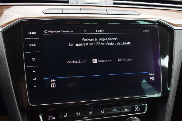 Volkswagen Passat Variant 1.4 TSI 150pk DSG R-line | BTW | Virtual | Camera