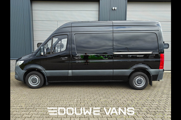 Mercedes-Benz Sprinter Automaat 214 L2 H2 MBUX Trekhaak Airco