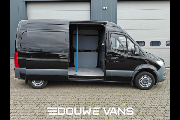 Mercedes-Benz Sprinter Automaat 214 L2 H2 MBUX Trekhaak Airco