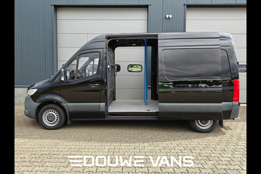 Mercedes-Benz Sprinter Automaat 214 L2 H2 MBUX Trekhaak Airco