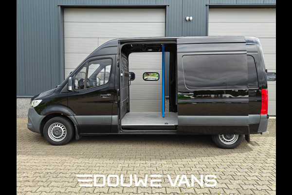 Mercedes-Benz Sprinter Automaat 214 L2 H2 MBUX Trekhaak Airco