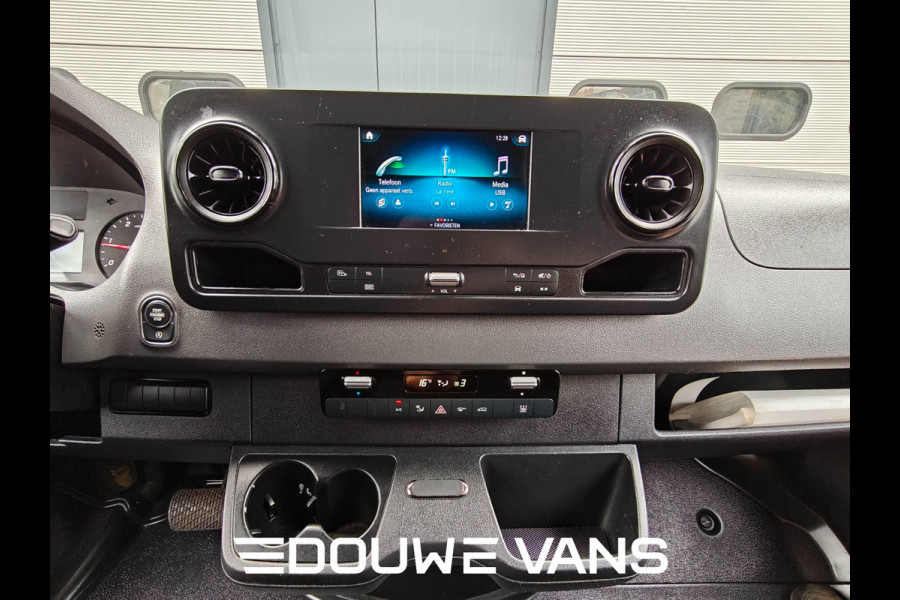 Mercedes-Benz Sprinter Automaat 214 L2 H2 MBUX Trekhaak Airco