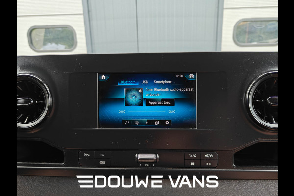 Mercedes-Benz Sprinter Automaat 214 L2 H2 MBUX Trekhaak Airco