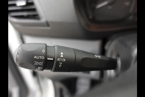 Citroën Jumpy 95pk L2 Airco Cruise control Parkeersensoren Euro6 Sidebars * Citroën Jumpy 95pk L2 Airco Cruise control Parkeersensoren Euro6 Sidebars *