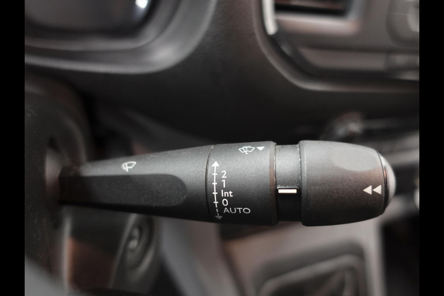 Citroën Jumpy 95pk L2 Airco Cruise control Parkeersensoren Euro6 Sidebars * Citroën Jumpy 95pk L2 Airco Cruise control Parkeersensoren Euro6 Sidebars *