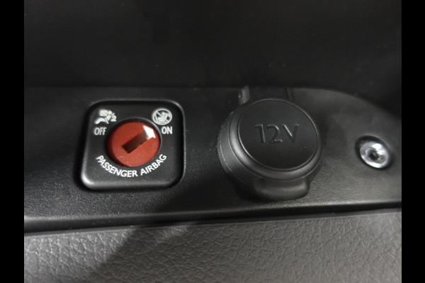 Citroën Jumpy 95pk L2 Airco Cruise control Parkeersensoren Euro6 Sidebars * Citroën Jumpy 95pk L2 Airco Cruise control Parkeersensoren Euro6 Sidebars *