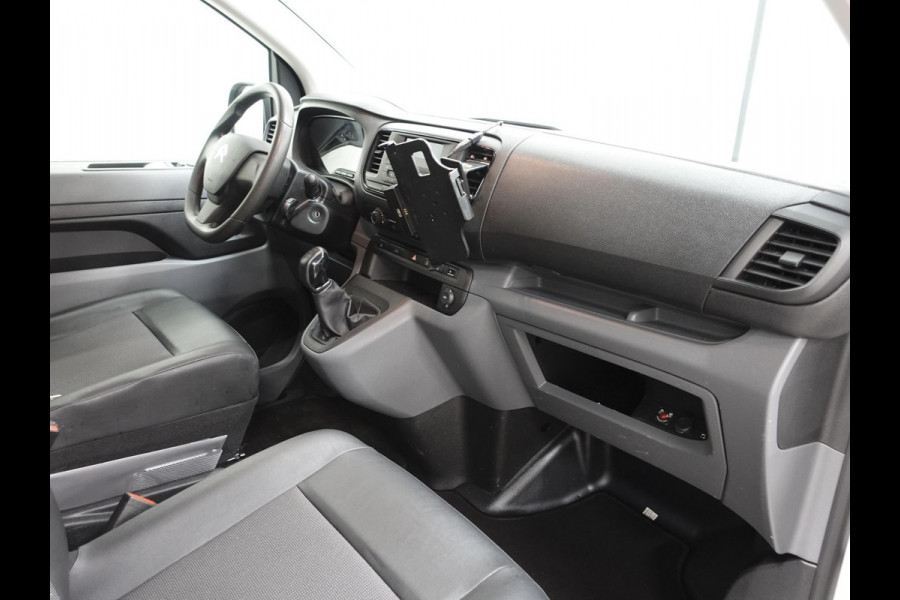Citroën Jumpy 95pk L2 Airco Cruise control Parkeersensoren Euro6 Sidebars * Citroën Jumpy 95pk L2 Airco Cruise control Parkeersensoren Euro6 Sidebars *