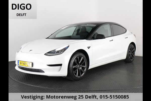 Tesla Model 3 BLACKLINE BI-TONE PANO STD ACCUTEST 86% RWD 60 kWH LEDER.NAVI.CAMERA.AUTOPILOT, STOELVERWARMING EN NOG VEEL MEER!