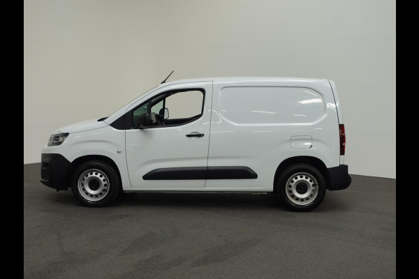 Citroën Berlingo L1H1 130pk Automaat Apple Carplay Cruise control Parkeersensoren 3-zits Airco Euro6