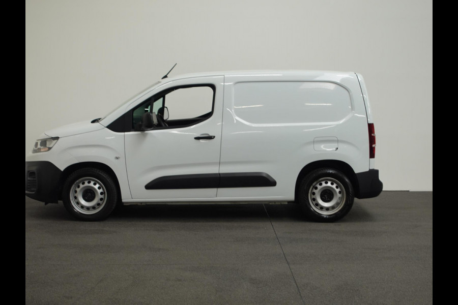 Citroën Berlingo L1H1 130pk Automaat Apple Carplay Cruise control Parkeersensoren 3-zits Airco Euro6