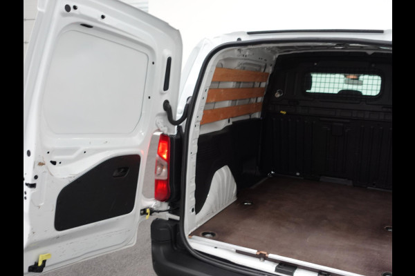 Citroën Berlingo L1H1 130pk Automaat Apple Carplay Cruise control Parkeersensoren 3-zits Airco Euro6