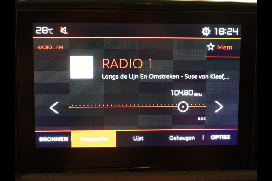 Citroën Berlingo L1H1 130pk Automaat Apple Carplay Cruise control Parkeersensoren 3-zits Airco Euro6