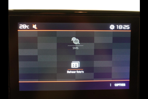 Citroën Berlingo L1H1 130pk Automaat Apple Carplay Cruise control Parkeersensoren 3-zits Airco Euro6
