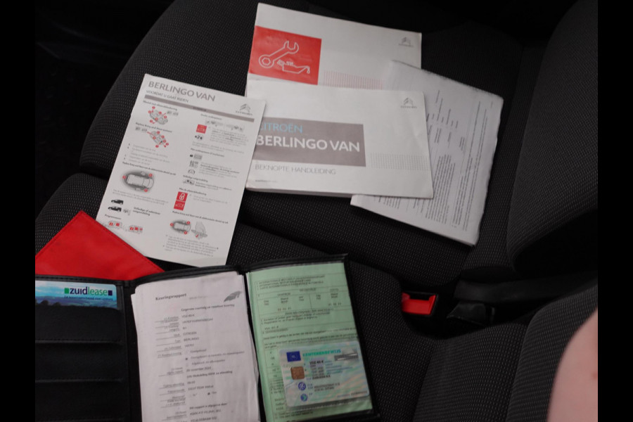 Citroën Berlingo L1H1 130pk Automaat Apple Carplay Cruise control Parkeersensoren 3-zits Airco Euro6