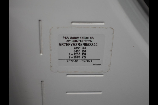 Citroën Berlingo L1H1 130pk Automaat Apple Carplay Cruise control Parkeersensoren 3-zits Airco Euro6