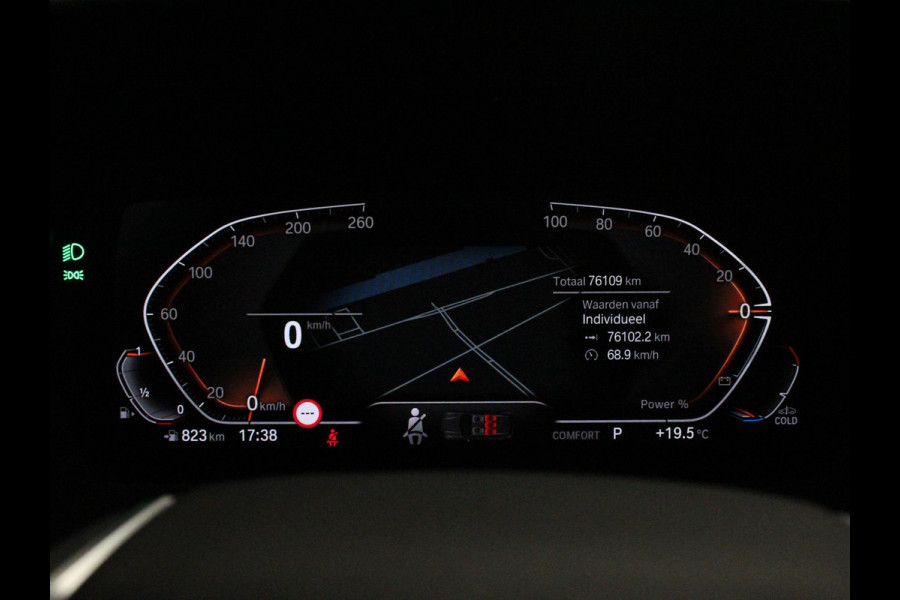 BMW 1-serie 118i Automaat Sportline Business Edition DEMO Climate control Navigatie Cruise control LED Parkeersensor achter Apple Carplay/ Android Auto