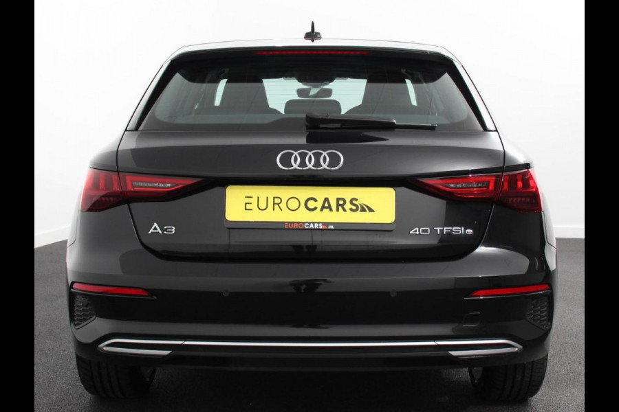 Audi A3 Sportback 40 TFSI e PHEV 204pk Advanced S Tronic | Panorama dak | Climate control | Adaptive cruise control | LED | Parkeersensoren | Keyless | Navigatie | Verwarmde voorstoelen | Apple Carplay/ Android Auto
