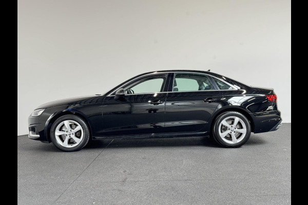 Audi A4 Limousine 35 TFSI Launch edition Business Automaat Navigatie Climate Control Trekhaak